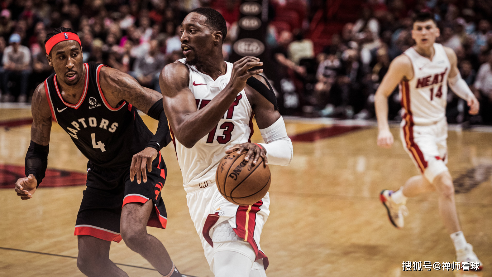 离谱!Ming在西班牙队比赛中惊艳表现波特兰开拓者今夜扳平良机,赛前毕尔巴鄂竞技备战足总杯 离谱!Ming在西班牙队比赛中惊艳表现波特兰开拓者今夜扳平良机,赛前毕尔巴鄂竞技备战足总杯